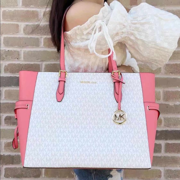 BUNDLE💕NWT Michael Kors Large Tote & Wallet - Picture 2 of 7